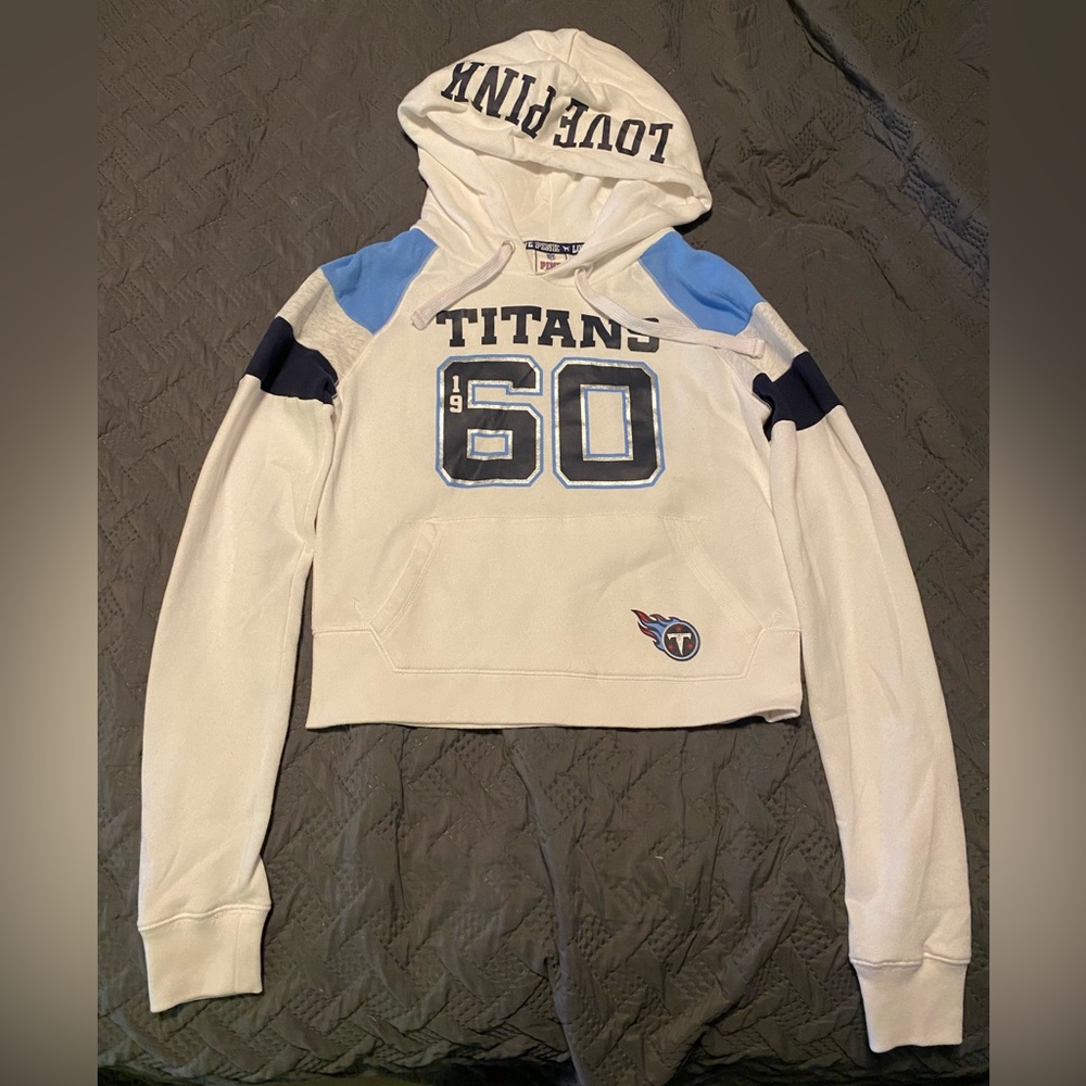 Like brand new . Size small Pink Victoria’s Secret Tennessee Titans hoodie